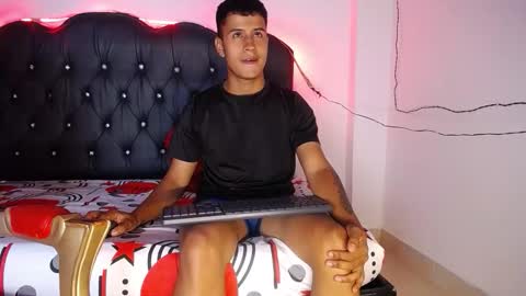 Bastian online show from October 15, 2025, 2:44 am