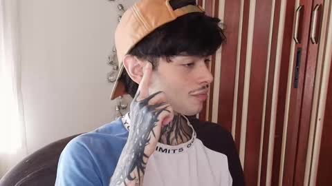 Bastiel online show from December 17, 2025, 1:50 pm