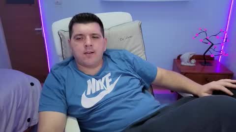 Snapshot of basystem8 chatting on October 21, 2025, 3:02 pm BASY online show from October 21, 2025, 3:02 pm