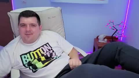 Snapshot of basystem8 chatting on October 22, 2025, 3:12 pm BASY online show from October 22, 2025, 3:12 pm