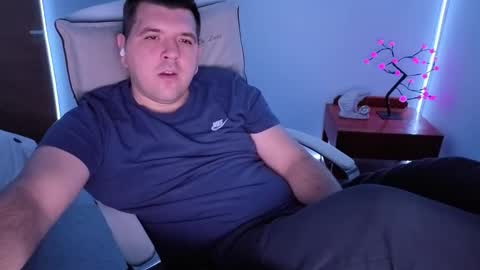 Snapshot of basystem8 chatting on October 24, 2025, 2:52 am BASY online show from October 24, 2025, 2:52 am