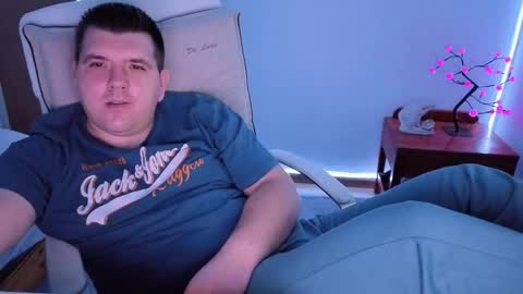 Snapshot of basystem8 chatting on October 25, 2025, 4:53 am BASY online show from October 25, 2025, 4:53 am