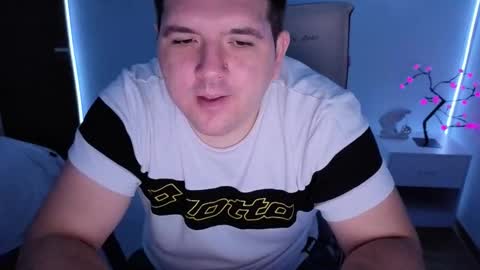 Snapshot of basystem8 chatting on November 2, 2025, 4:04 am BASY online show from November 2, 2025, 4:04 am