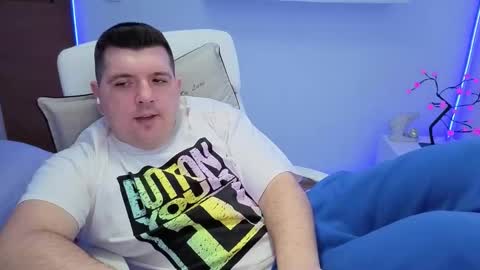 Snapshot of basystem8 chatting on November 18, 2025, 6:07 am BASY online show from November 18, 2025, 6:07 am