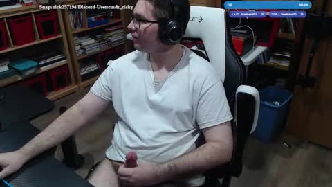 Ricky online show from November 15, 2025, 4:25 pm