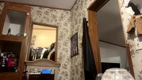 battlewolfxx online show from January 5, 2025, 6:46 am