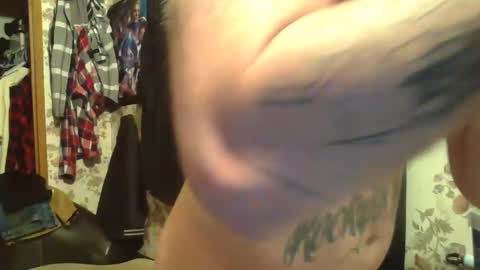 battlewolfxx online show from January 19, 2025, 5:37 am