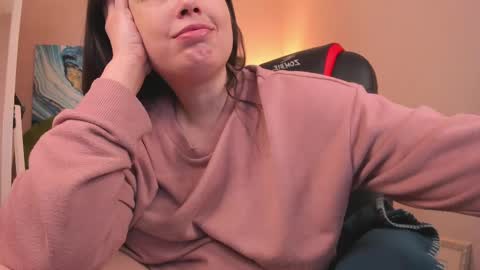 battymoll online show from February 24, 2025, 2:19 am