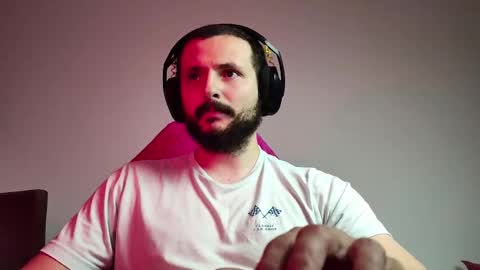 Baxxline online show from September 17, 2025, 1:07 am