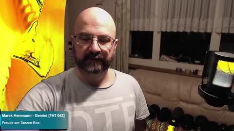 bazzz_8 online show from December 23, 2024, 6:16 pm