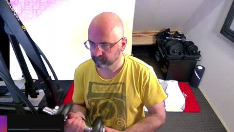 bazzz_8 online show from January 22, 2025, 6:31 pm