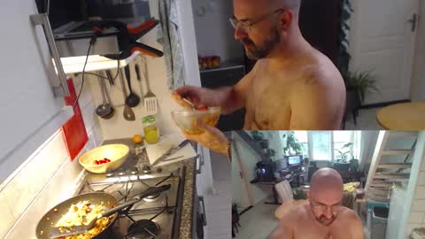 bazzz_8 online show from October 22, 2025, 3:34 pm