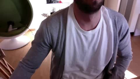 bbaaddoo online show from December 1, 2025, 10:31 am