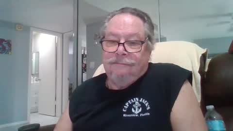 Single Grandpa in Florida. Love to C2C and have Fun Privately online show from January 13, 2026, 3:06 pm