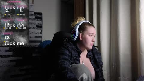 shy-sky online show from October 27, 2025, 2:59 am