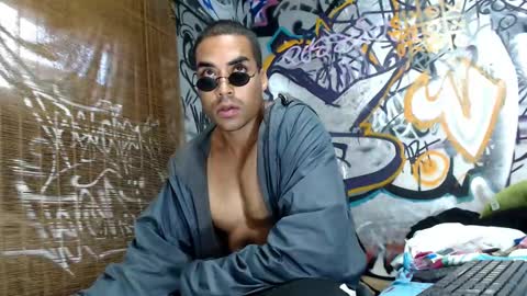 Justin online show from March 1, 2025, 3:38 pm