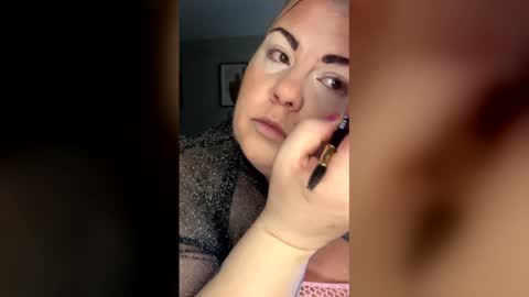 Desire online show from April 28, 2026, 2:33 pm