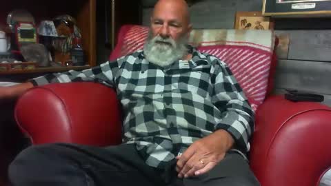 Snapshot of bbwlvr16 chatting on October 4, 2025, 8:29 pm bbwlvr16 online show from October 4, 2025, 8:29 pm