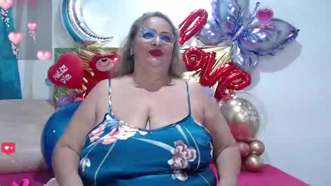 Snapshot of bbwsalome chatting on February 18, 2025, 8:36 pm Salome online show from February 18, 2025, 8:36 pm
