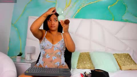 Snapshot of bbyalexxxa chatting on November 21, 2025, 11:42 am Alexxa online show from November 21, 2025, 11:42 am