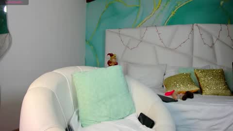 Snapshot of bbyalexxxa chatting on December 2, 2025, 12:32 pm Alexxa online show from December 2, 2025, 12:32 pm