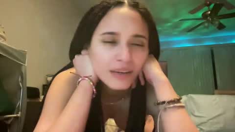 Snapshot of bbyangelyoga chatting on December 11, 2024, 3:24 am bbyangelyoga online show from December 11, 2024, 3:24 am