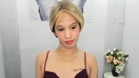 SEXY TRIO online show from June 14, 2026, 12:19 am