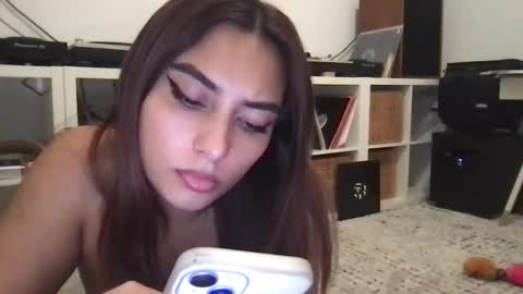 bbypiamia online show from October 17, 2025, 5:32 am