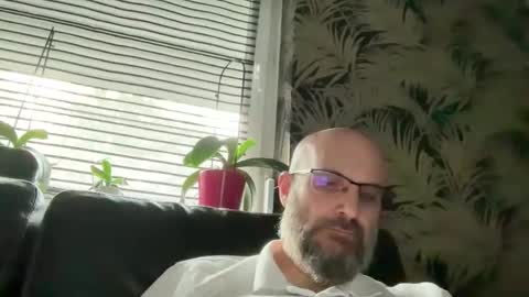 Snapshot of bcbg68 chatting on May 27, 2026, 6:49 pm bcbg68 online show from May 27, 2026, 6:49 pm
