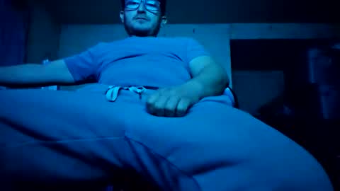 bclub33 online show from December 1, 2025, 2:05 am