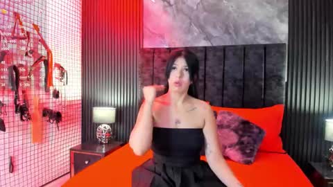 Danna  online show from March 7, 2026, 2:19 am