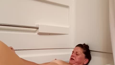 bdsmcutiepue online show from June 3, 2026, 12:46 am