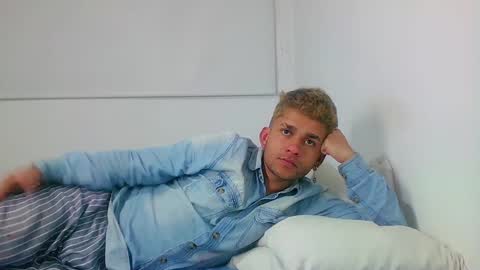 Snapshot of be_sinners chatting on December 28, 2024, 4:19 am Sara Juan online show from December 28, 2024, 4:19 am