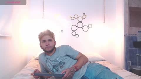 Snapshot of be_sinners chatting on January 20, 2025, 1:50 am Sara Juan online show from January 20, 2025, 1:50 am