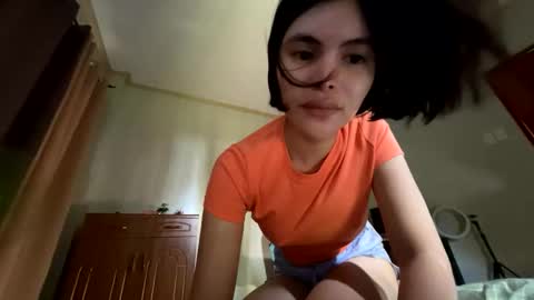 Snapshot of beagarza chatting on October 13, 2025, 1:05 am Miss B online show from October 13, 2025, 1:05 am