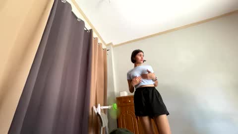 Snapshot of beagarza chatting on October 19, 2025, 3:40 am Miss B online show from October 19, 2025, 3:40 am