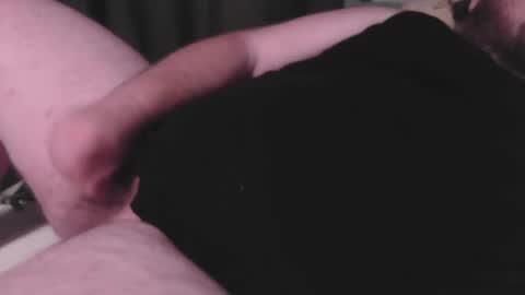 bear_man_oi online show from January 4, 2025, 2:04 pm