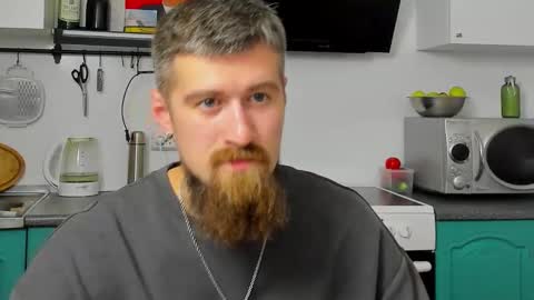 Zeus online show from September 19, 2025, 3:41 am