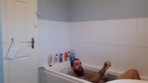 beardedtattedguy online show from September 18, 2025, 5:26 pm