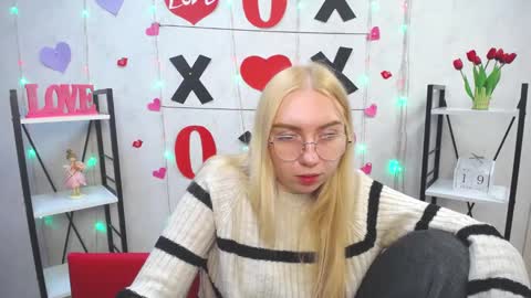 BeatriceFlyy online show from February 19, 2025, 9:17 am