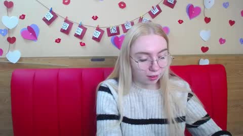 BeatriceFlyy online show from February 20, 2025, 12:15 pm