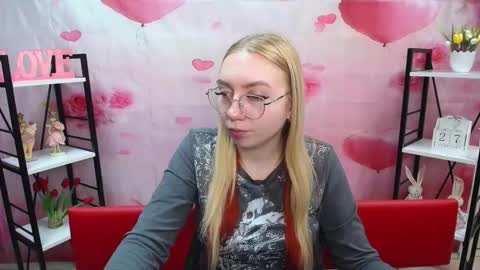 BeatriceFlyy online show from February 28, 2026, 1:12 pm