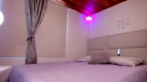 beautiful_2_0 online show from December 24, 2024, 7:00 pm