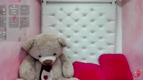 beautiful__brunette online show from February 14, 2026, 12:24 pm