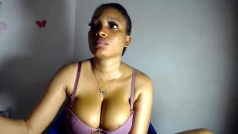 Snapshot of beautiful_moanna chatting on May 6, 2026, 8:25 pm moanna online show from May 6, 2026, 8:25 pm