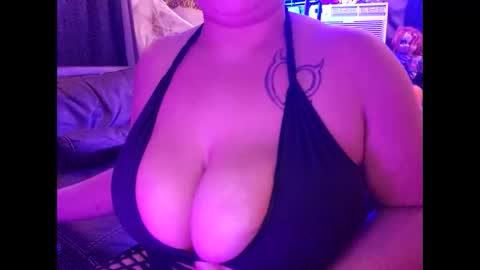 MONSTAHEAD69 online show from October 19, 2025, 6:47 am