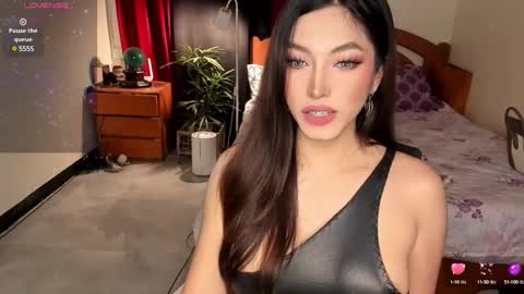 Queen Angela online show from December 27, 2024, 7:46 pm