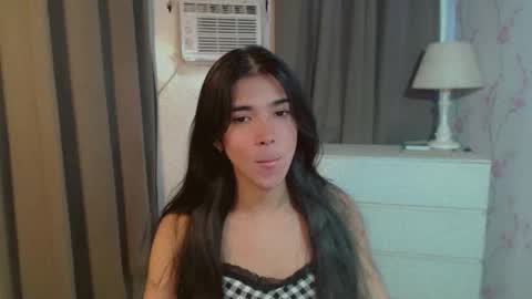 TRIXIE online show from March 27, 2026, 2:50 am