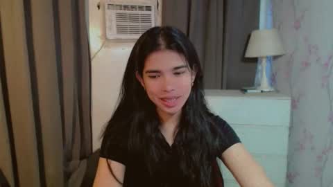 TRIXIE online show from March 30, 2026, 2:12 am