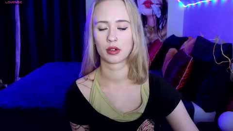 beauty Sasha online show from October 19, 2025, 6:08 pm